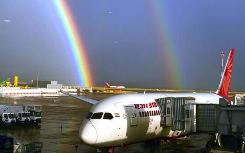 Boeing makes emergency landing from Amritsar; engine failure signal causes panic on plane big News latest News khabargali 
