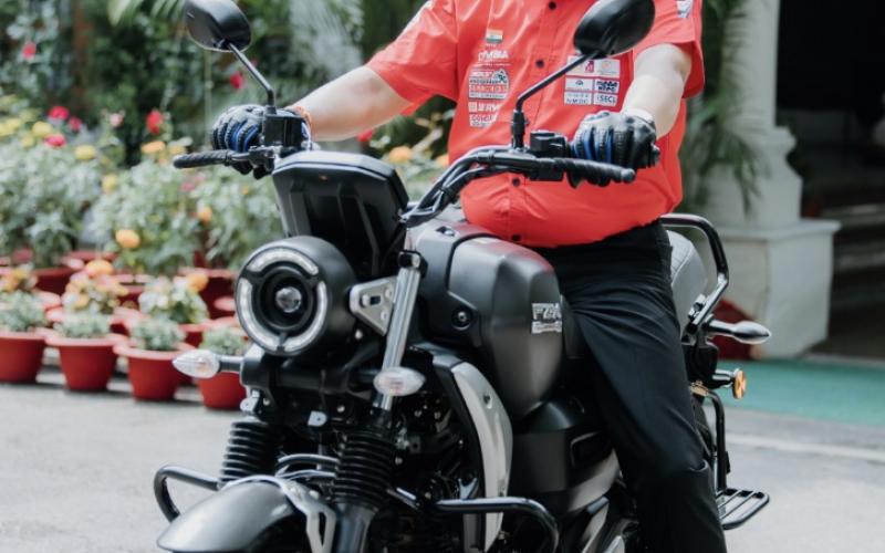 Chief Minister Vishnudev Sai himself rode a bike and gave the message of safe driving to the youth. On the occasion of Silver Jubilee year, a grand event of MRF National Supercross Bike Racing Championship 2025 will be organised in Raipur. Ujjwal Deepak, President of Chhattisgarh Motor Sports Association, Raipur, Chhattisgarh, Khabargali