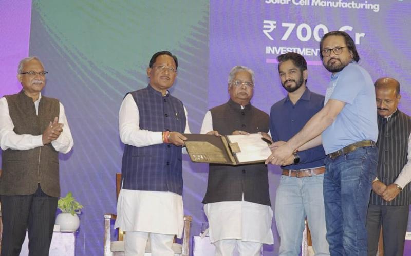 Chhattisgarh receives major investment proposal in Ahmedabad, opening the way for over 10,532 jobs। Hindi latest big News khabargali 