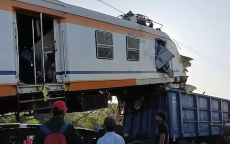 Bilaspur train accident update: Assistant female loco pilot suspended, 14 people dead so far Chhattisgarh News hindi news bilaspur news khabargali 