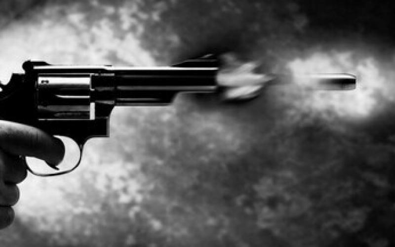 Leader shot dead, gunfire erupted inside home, neck and eyes injured hindi News latest news khabargali 