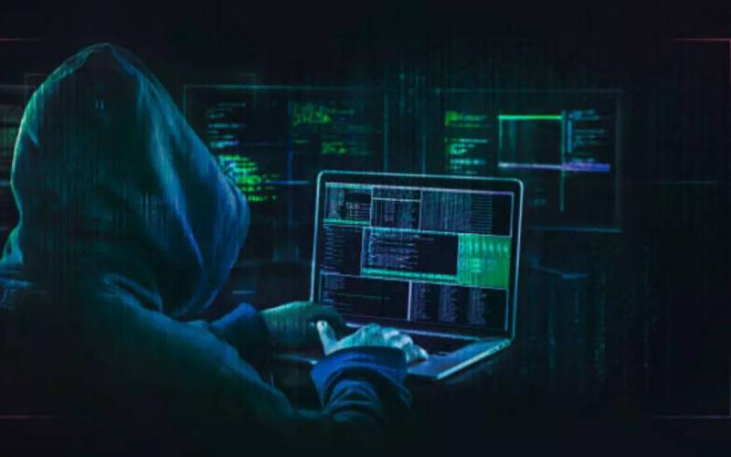 81 वर्षीय बुजुर्ग से 7.12 करोड़ की ठगी, मुंबई पुलिस बनकर किया गया स्कैम, डिजिटल अरेस्ट फ्रॉड, खबरगली,An 81-year-old man was defrauded of ₹7.12 crore in a scam carried out by individuals posing as Mumbai police officers; this was a digital arrest fraud, Khabargali