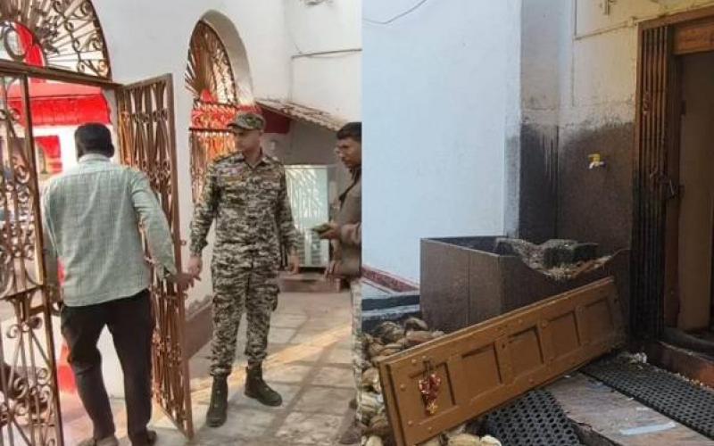 Theft at Danteshwari temple; gold jewellery worth lakhs missing; police begin investigation hindi news latest News khabargali 