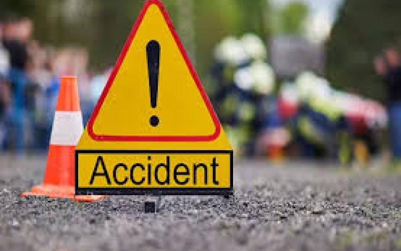 बलौदाबाजार में शादी की खुशियां मातम में बदली, तेज रफ्तार वाहन ने बाइक सवार 3 लोगों को कुचला खबरगली Wedding celebrations turn to mourning in Balodabazar, as a speeding vehicle crushes three bike riders. balodabazar news hindi news khabargali