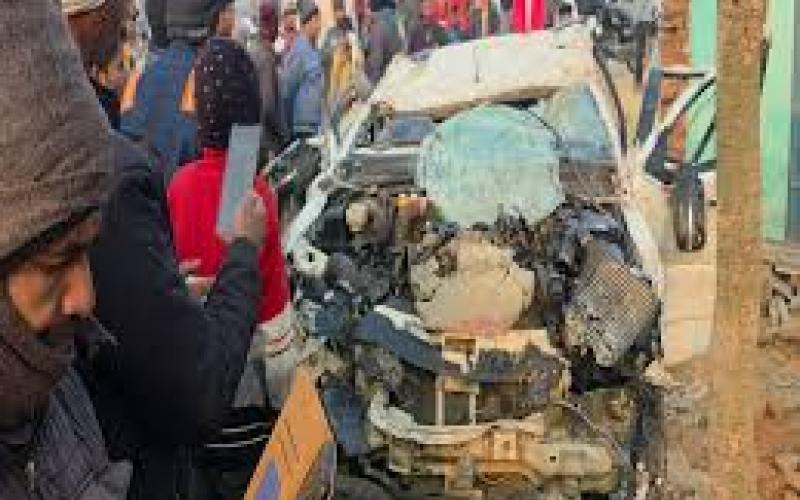 Tragic accident in Jharkhand, four people died in Scorpio, they were returning from an engagement ceremony.