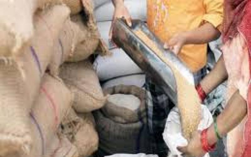 छत्तीसगढ़ के राशनकार्ड धारियों की परेशानी बढ़ी, बिना केवाईसी नहीं मिलेगा राशन खबरगली Trouble mounts for ration card holders in Chhattisgarh; rations will not be available without KYC hindi news raipur news khabargali 