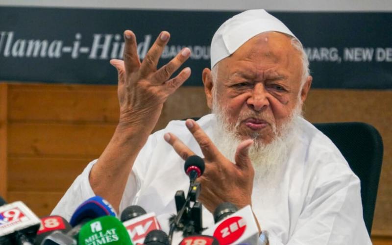 Controversy over 'Vande Mataram', National Anthem, Jana Gana Mana, Muslim Personal Law Board said only Allah approves, will not sing all these, called the order unconstitutional, warned of going to court, said this is against religious freedom, Home Ministry, Jamiat Ulema-e-Hind, Maulana Fazlur Rahim Mujaddidi, Khabargali