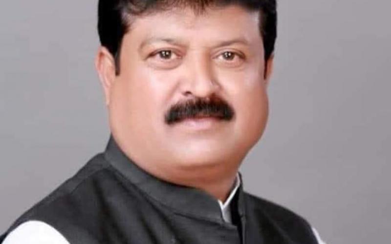 The decision to make lump sum payment of the difference in the amount of paddy sold before Holi is indicative of the sensitivity of the government, Sanjay Srivastava, Chairman of Civil Supplies Corporation, Chhattisgarh, Khabargali