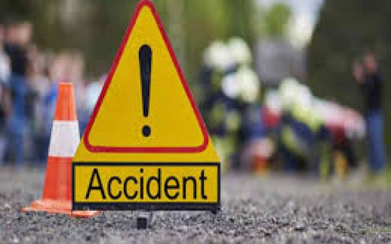 तेज रफ्तार स्कार्पियो पेड़ से टकराई, 3 लोगों की मौत, 10 से ज्यादा घायल खबरगली High-speed Scorpio hits tree, 3 killed, more than 10 injured jagdalpur hindi news jagdalpur khabargali 