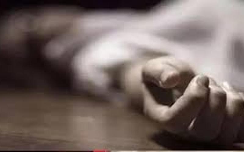 सुबह कमरे से नहीं निकली बेटी, फंदे में लटक रही थी लाश, जांच में जुटी पुलिस खबरगली The daughter did not leave her room in the morning; her body was found hanging from a noose; police are investigating. bilaspur chhattisgarh hindi news khabargali 