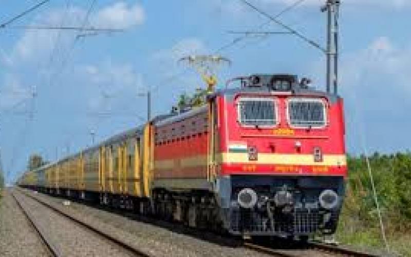 छत्तीसगढ़ से सफर करने वाले यात्रियों को झटका, रेलवे ने रद्द की 25 ट्रेनें खबरगली Shock to passengers travelling from Chhattisgarh, Railways cancels 25 trains raipur chhattisgarh hindi news raipur news khabargali 