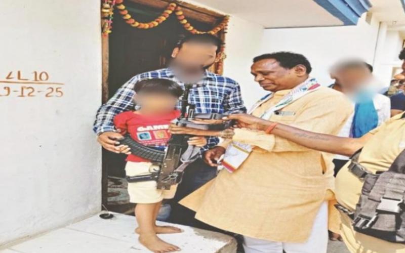  MLA hands gun to child, photo goes viral, sparks uproar latest news big news gariyaband khabargali 