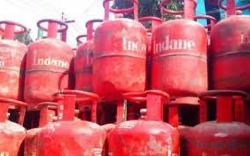 LPG gas cylinders become expensive across the country, prices have increased by this much hindi news latest news khabargali  
