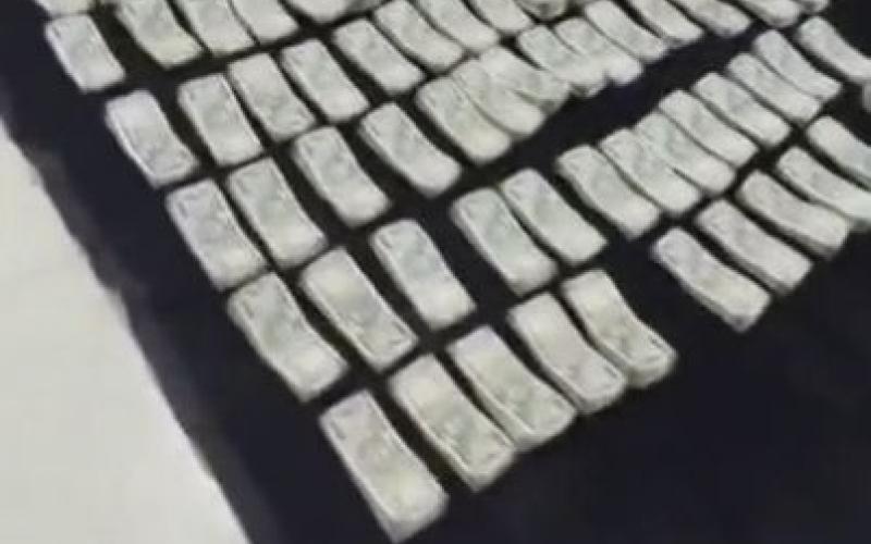 75 lakh rupees in cash was seized in Chhattisgarh, bundles of 500 rupee notes were hidden under the seat of a Honda car. Mahasamund hindi news latest news khabaragali 