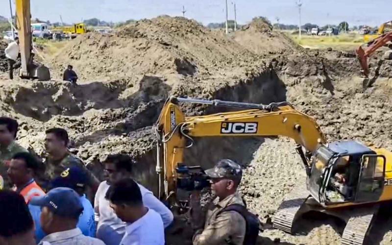 Ujjain borewell accident: Innocent Bhagirath loses battle for life; rescue operation lasts 23 hours hindi News latest News khabargali 