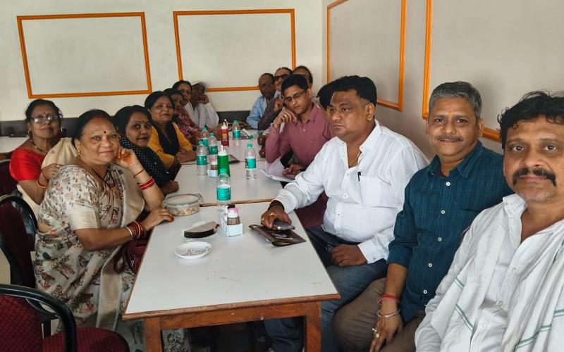 Dr. Vivek Kumar Srivastava has been nominated as the District President of Chhattisgarh Kayastha Samaj Raipur; ward committees will be formed for the expansion of the organization, Khabargali 