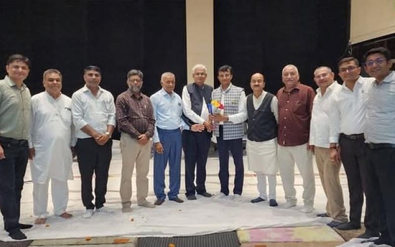 Jayantibhai Patel becomes the new president of Shri Gujarati Shikshan Sangh Raipur, wins the election with a huge majority, Raipur, Chhattisgarh, Khabargali