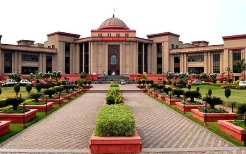  The High Court ruled that a married daughter is also entitled to compassionate appointment and ordered the rural bank to grant the appointment within 90 days. bilaspur hindi news khabargali 