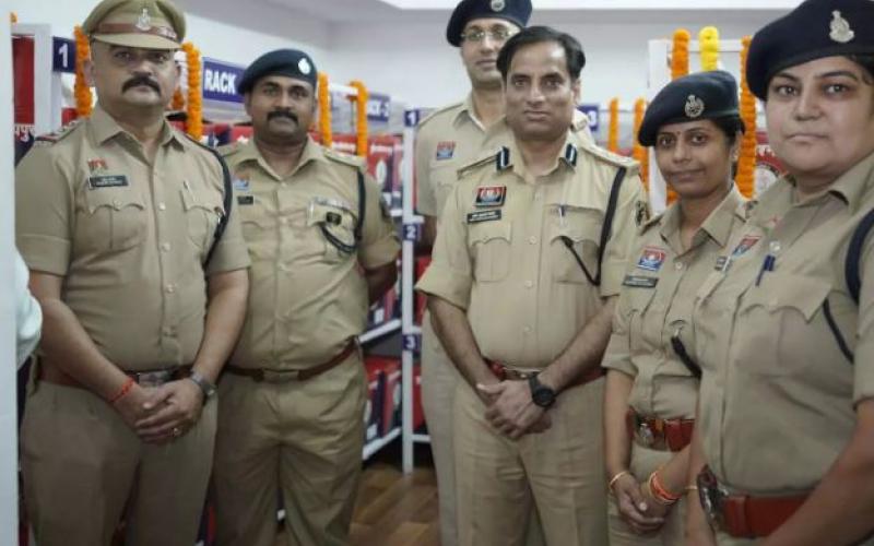  E-Malkhana launched at two police stations in Raipur; seized goods to be digitally recorded. raipur chhattisgarh khabargali 