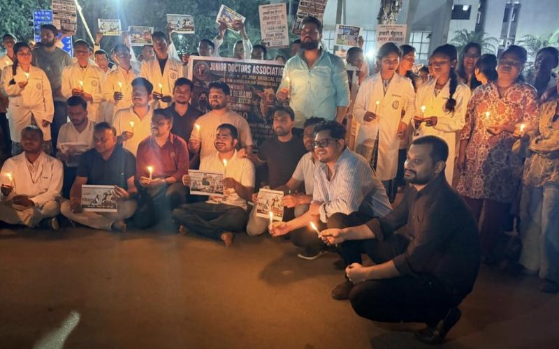 Junior Doctors Association Raipur, Doctors' Demands, Medical Student Candle March, Doctors' Stipend Increase, President Dr. Piyush Srivastava, Chhattisgarh, Khabargali