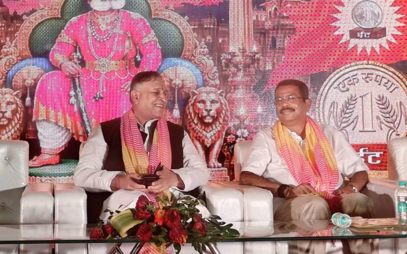 Former Union Education Minister and Sambalpur Lok Sabha constituency MP Dharmendra Pradhan, Chairman of Disabled Finance and Development Corporation of Chhattisgarh Government Lokesh Kavadiya, Shri Agrasen Jayanti Celebration, Maharaja Agrasen, Sambalpur News, Khabargali