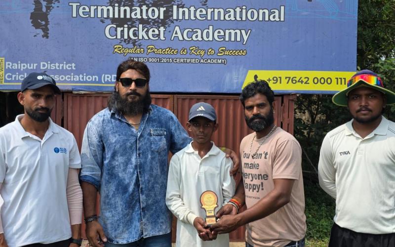 MGM School Raipur, School Cricket Tournament, Chhattisgarh, Vipra School Champions Trophy 2026, Bhavesh Pandey Man of the Match, Chhattisgarh School Cricket, Raipur Cricket, Terminator Cricket Academy, Indoor Cricket, Cricket Academy in Raipur, Tatibandh, Head Coach Dr. Mohammad Shabab Qureshi, Khabargali