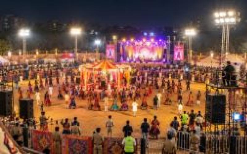 crack down on Garba events in Raipur; use of sound systems banned after 10 PM. raipur chhattisgarh hindi news khabargali 