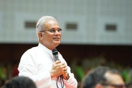 In the upcoming examinations of Chhattisgarh PSC, the number of interviews will be less, Chief Minister Bhupesh Baghel at the divisional level youth conference at Bahtarai Stadium in Bilaspur, Chhattisgarh,khabargali