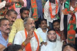 Brijmohan Aggarwal attacked during campaigning in Baijnathpara, Kotwali police station circle, Abdul Rauf Ward, South Assembly, Elections, Raipur, Chhattisgarh, Khabargali