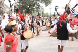 Festive atmosphere at the venue, traditional dance performances and common citizens were seen taking selfies with the cutouts of the Prime Minister and the Chief Minister, Science College grounds of the capital Raipur, Prime Minister Narendra Modi and Chief Minister Vishnudev Sai, Khabargali