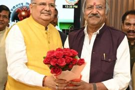 Senior BJP MLA Brijmohan Aggarwal, Assembly Complex, Dr. Raman Singh, Chhattisgarh, Khabargali
