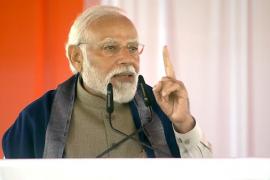 Ram Nagri Ayodhya, PM gifted a project worth Rs 16 crore to Ayodhya, grand welcome, party to Babri case also showered flowers, inaugurated other projects including new international airport and railway station, two Amrit Bharat and six Vande Bharat trains.  Also flagged off, Khabargali