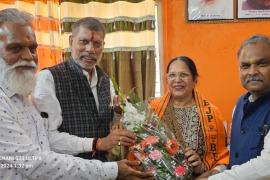 Senior Congress leader joins BJP, Sarla Tiwari, Chhattisgarh, Khabargali