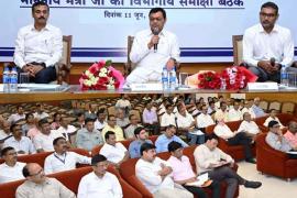 Efforts to tighten the industry department have begun, Minister Devangan held a marathon meeting, Industry Minister Shri Lakhan Lal Devangan, Chhattisgarh, Khabargali