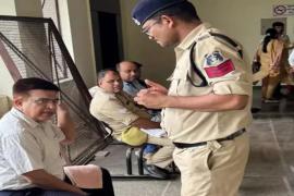 Raipur Breaking: Former IAS Anil Tuteja sent to jail on 14 days judicial remand, Khabargali