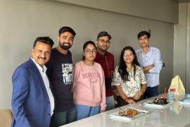 Celebrated success by cutting cake after becoming a CA from Tarwani & Associates, CA Chetan Tarwani, Raipur, Chhattisgarh, Khabargali