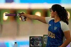 India's first medal in Paris Olympics, Manu Bhaker won bronze in 10 meter air pistol, first woman to win medal in shooting, Khabargali