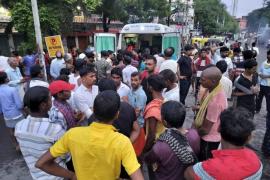 Big accident: Crowd of devotees ran over the people who fell in the stampede in Siddheshwarnath temple, 8 people died...  latest news hindinews accident news khabargali 