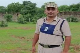 Constable son of martyred soldier committed suicide, transfer took place 15 days ago...  cg news hindi news bhilai news khabargali 
