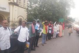 Protest against illegal felling of trees in Hasdeo Aranya, CPI(M) demonstrated against police repression on tribals, Pradeep Gambhane State Committee Member CPI(M), Communist Party of India, Chhattisgarh, Khabargali