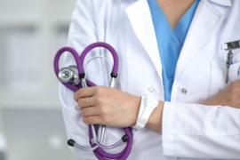 Government doctors who see patients in private clinics will not fare well, major action will be taken  cg news raigarhnews cg bignews hindinews khabargali 