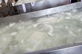   फूड एंड ड्रग विभाग का छापा, 4000 किग्रा नकली पनीर जब्त खबरगली Food and Drug Department raids, 4000 kg fake cheese seized  cg news cg big news latest news cg hindi news cg big news khabargali 