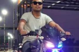  DRG जवान ने किया सुसाइड, पेड़ में लटक रही थी लाश खबरगली DRG jawan committed suicide, his body was hanging from a tree   cg news cg big news hindi news cg hindi news cg big news khabaragali 