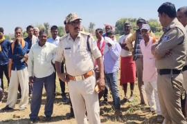  रूह कंपा देने वाली घटना, पोते-बहू की जलती चिता में कूदे उसके दादा…खबरगली A soul-stirring incident, grandfather jumps into the burning pyre of grandson and daughter-in-law big news hindi news mp news khabargali
