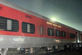 65 lakh stolen in Shivnath Express, escaped with purse from AC coach of train cg news hindi News latest News khabargli 