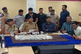 The mastermind of the theft in the showroom turned out to be an employee himself, 4 accused arrested latest News hindi news cg big News Raipur News khabargli 