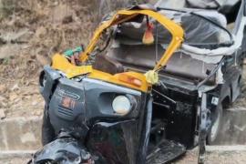 The truck lost control and overturned on the auto, 7 pilgrims died on the spot, 3 injured… latest news hindi news big News khabargali 