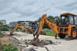 Corporation banned illegal plotting being done on 2 acres of private land in Davda Colony, Raipur, Chhattisgarh, Khabargali