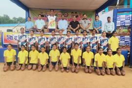5th State Level Sub Junior Kho-Kho Competition organized in Raigarh with the support of Adani Foundation, more than 500 players participated, Durg district team won the title in girls category and Raipur district team won the title in boys category, Khabargali