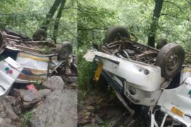 Tempo Traveller full of passengers fell into a ditch, 5 people died, more than 20 people were on board hindi news Big news latest news khabargali 